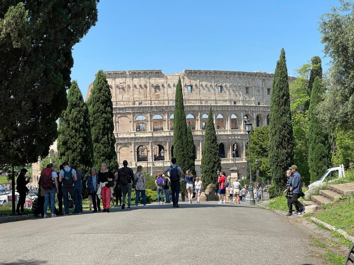 Colosseum-Apartments Рим Экстерьер фото
