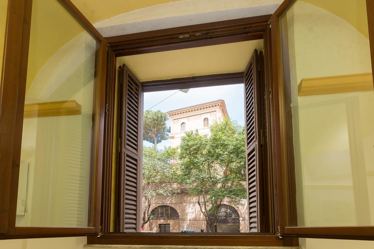 Colosseum-Apartments Рим Экстерьер фото